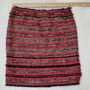 Carlisle Stylish Textured Mini Skirt in Pink and BlackSz.12